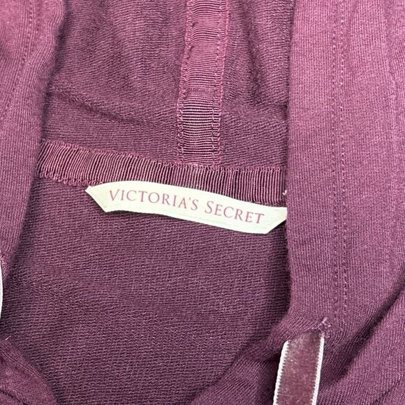 VICTORIA’S SECRET Women’s Pink Long Sleeve Zip Hoodie Size Medium - Picture 3 of 7